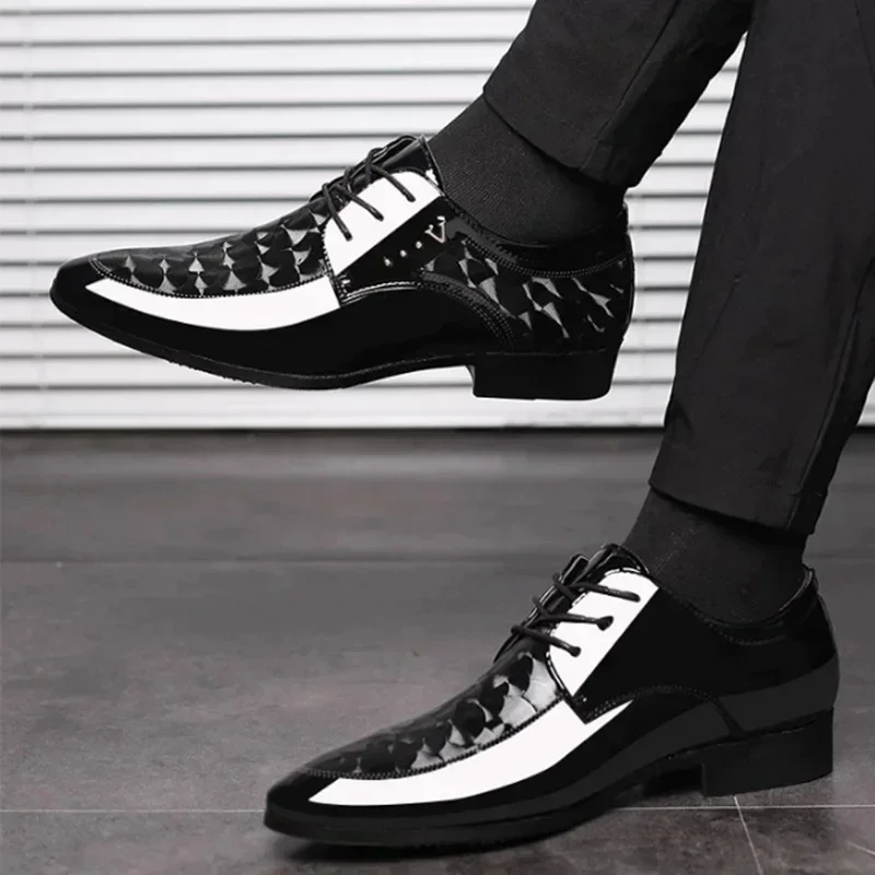 Vestido italiano sapatos masculinos sapato formal preto couro de patente homens rendas até ponto dedo do pé negócios casual festa de casamento escritório homem