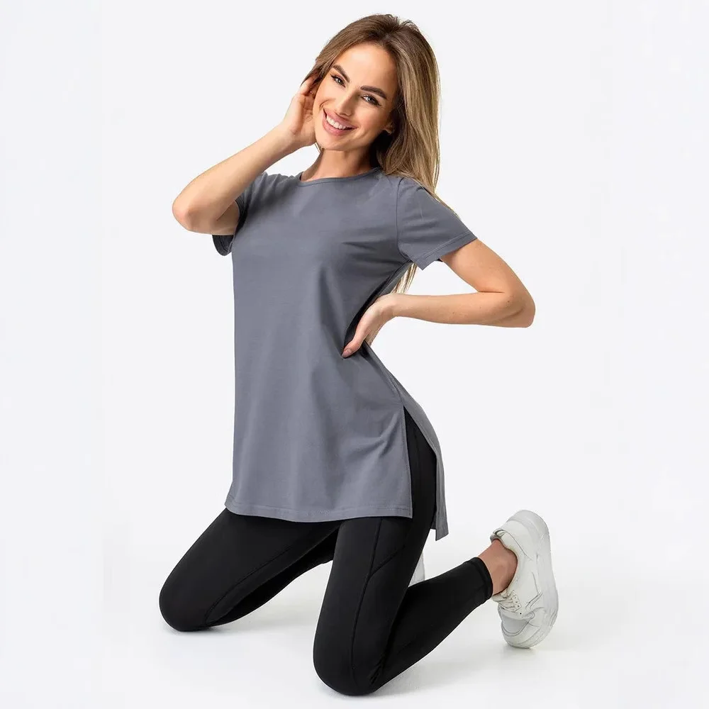 TACVASEN المرأة اليوغا تي شيرت سريعة الجافة عادية Crewneck تجريب القمصان تنفس رياضة رياضية تي شيرت الجانب الشق مائل هملين