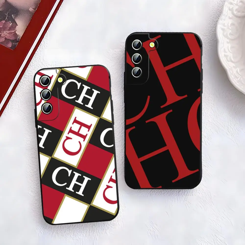 C-Carolina moda h-herrera funda de teléfono para Samsung Galaxy A31 A33 A52 A13 S24 S23 S22 S25 A55 A53 contraportada
