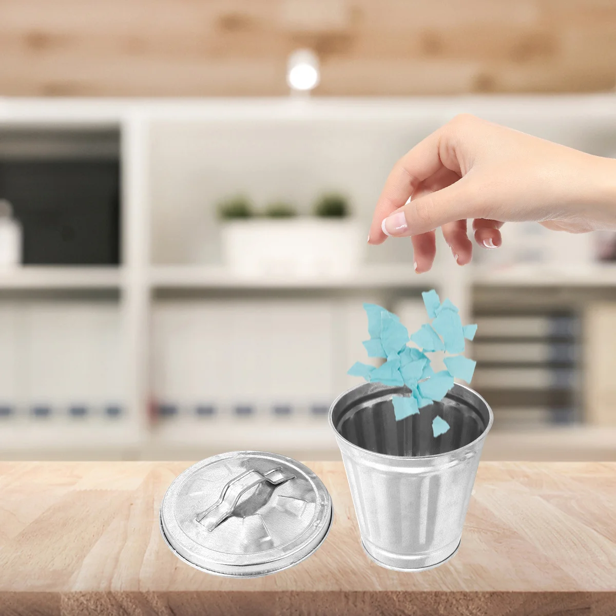 

2Pcs Small Trash Can Premium Waste Paper Basket for Indoor Outdoor Garbage Recycling Container Portable Design