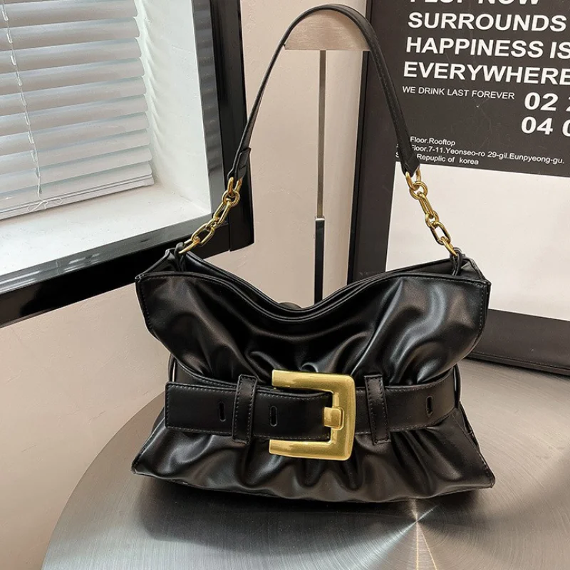 

Легкая роскошная модная большая сумка, новый бренд, высококачественная плиссированная сумка-облако с пряжкой на ремне, крутая мотоциклетная сумка, пригородная сумка, сумка на плечо