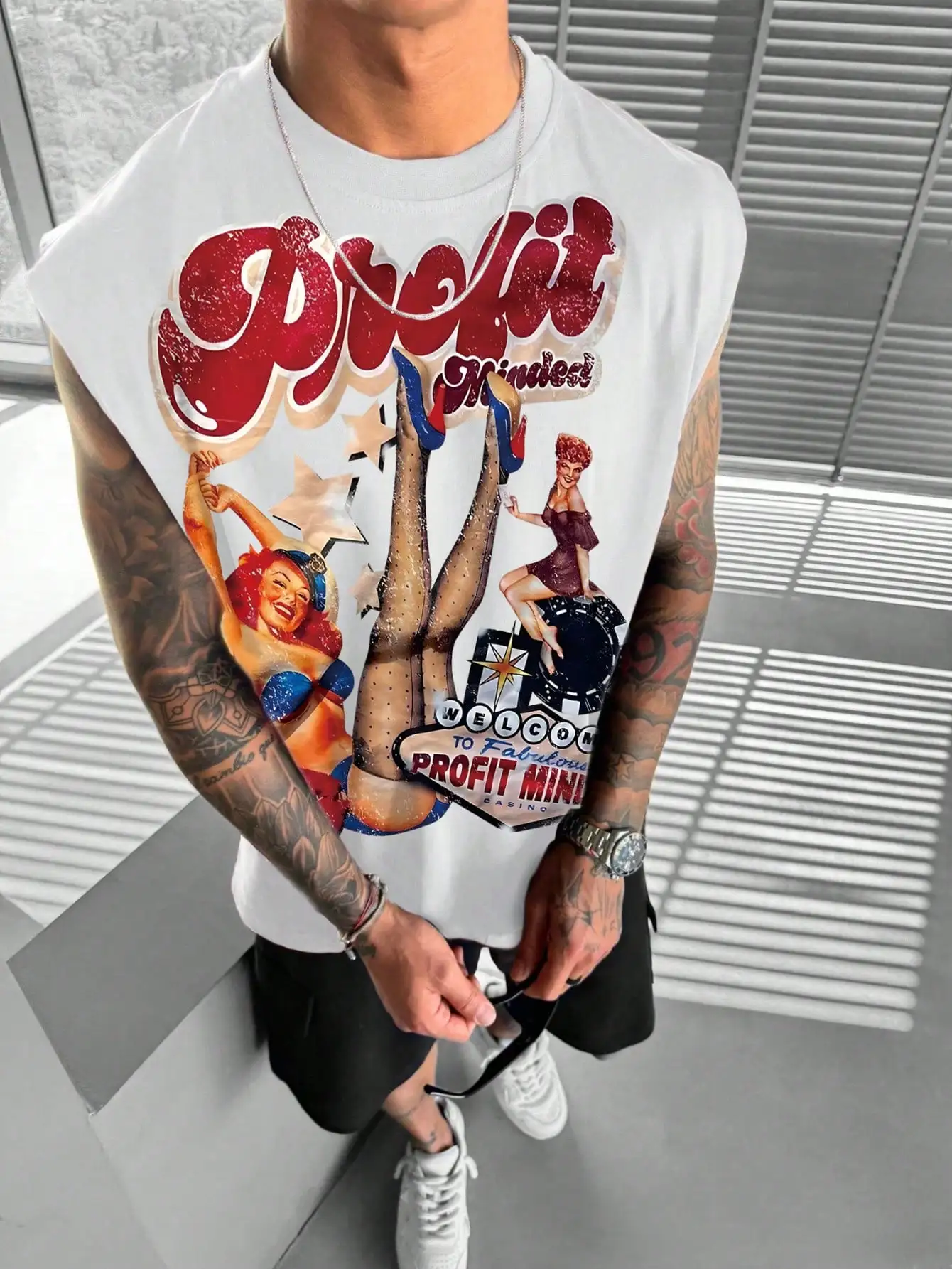 

Men's Sleeveless Tank Top with Retro Pin-Up Graphic, Lightweight Breathable Fit for Summer Casual Wear