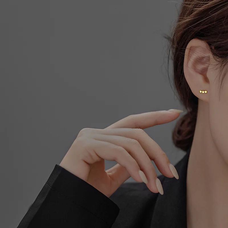 Gold Color Lovely Mini Star Earrings for Women Daily Wear Minimalist Cute Flower Stud Earring Girls Fashion Pierc Jewelry Gifts