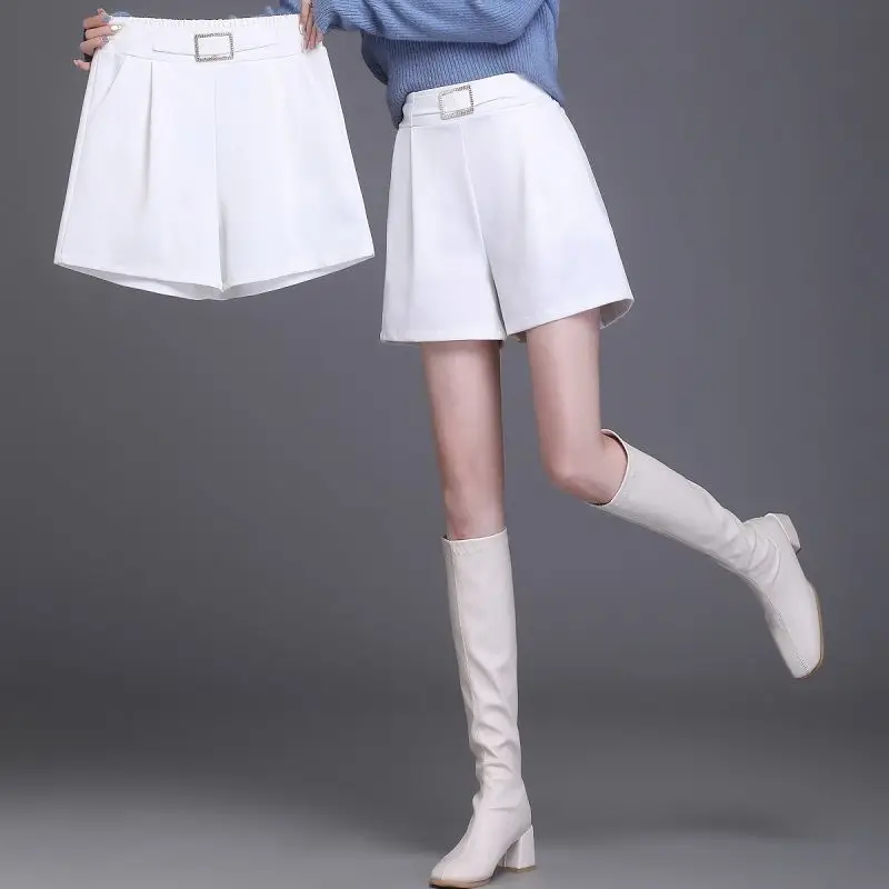 

Female Chic High Waist Short Pant Womens Fashion Pleated Wide Leg Shorts Summer Casual Loose Ladies Button Shorts Q258