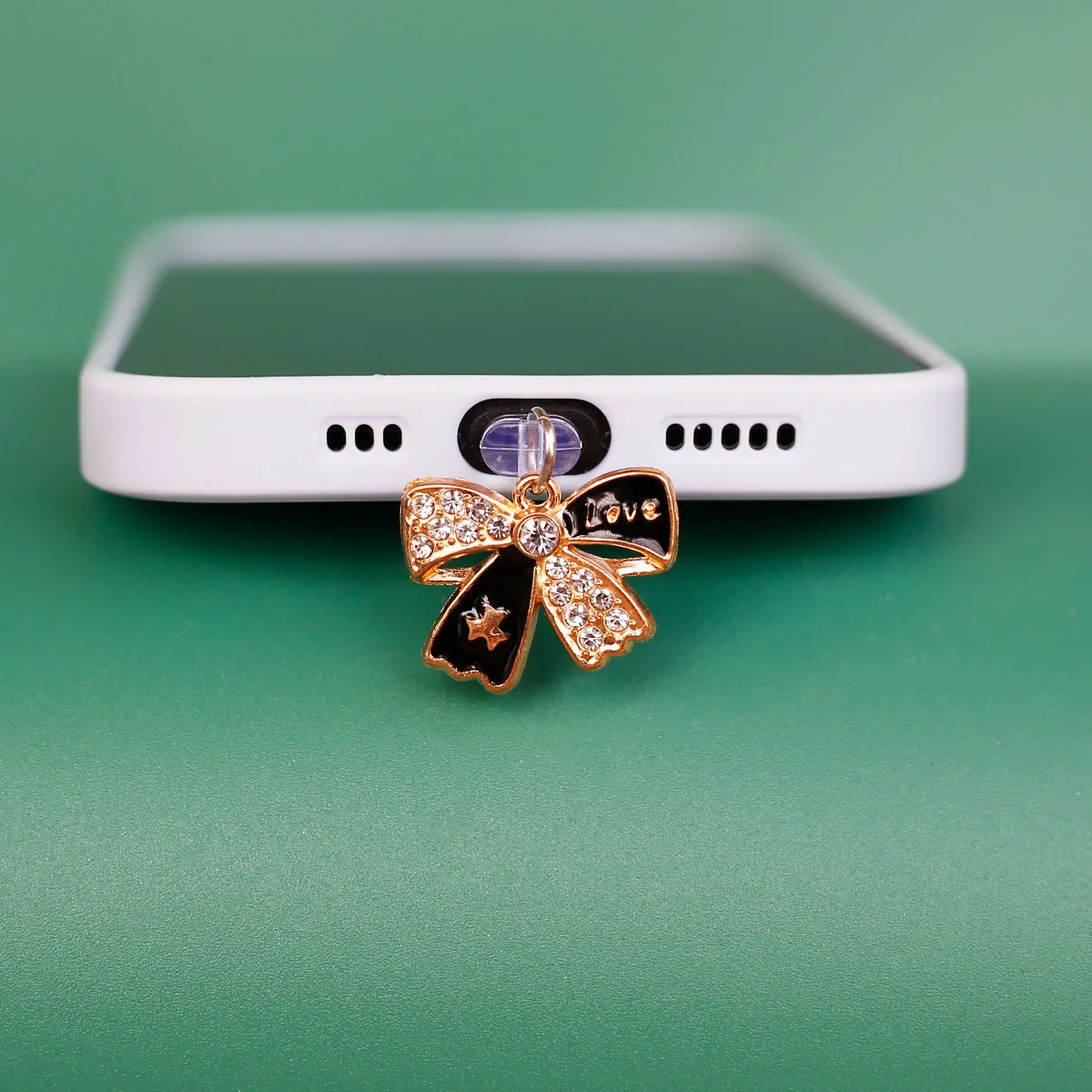 Spina antipolvere per telefono cellulare Ciondolo con cordino romantico cristallo scintillante fiocco accessorio decorazione per iPhone tipo-c Love Butterfly cravatta