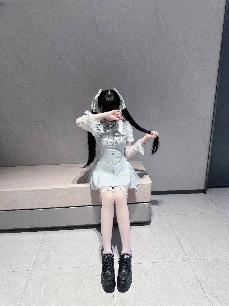 ชุดเซ็ตสองชิ้น เดรสเอวสูงและกางเกงขาสั้น สไตล์สาวหวาน ชุดสูทญี่ปุ่นแท้ คอตั้ง แต่งผ้าลูกไม้แขนยาว แต่งโบว์