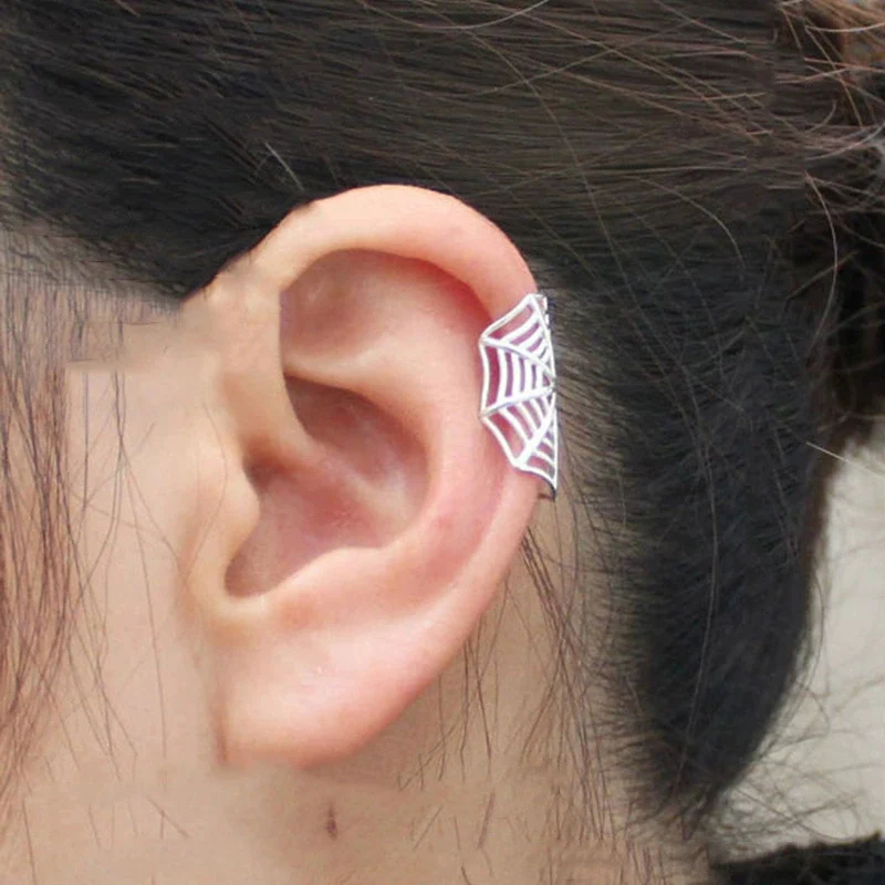 

Зажим для ушей в виде паутины, креативные забавные серьги ужасов на Хэллоуин, модные крутые серьги для девочек, зажим для ушей без отверстия для ушей, ювелирные изделия KOFSAC