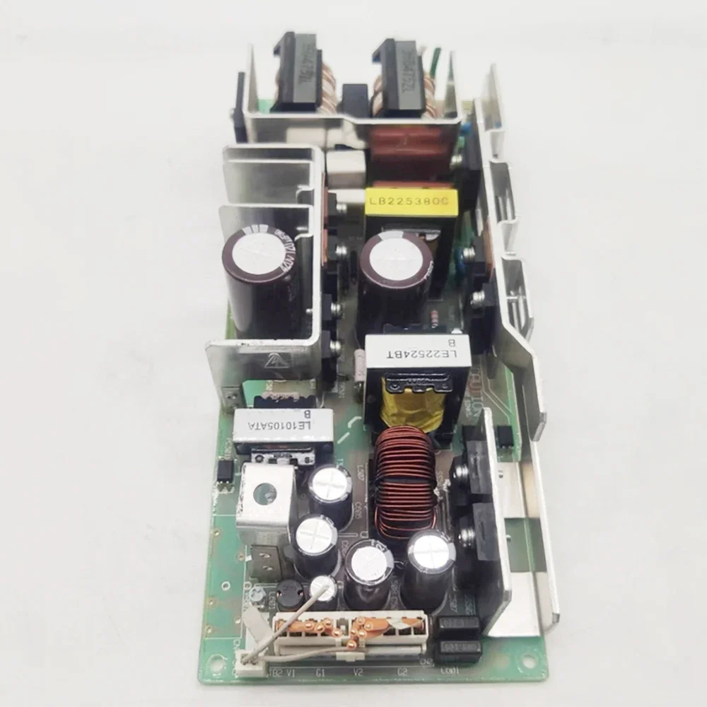 

LEB225F-0524-R Модуль импульсного источника питания для COSEL