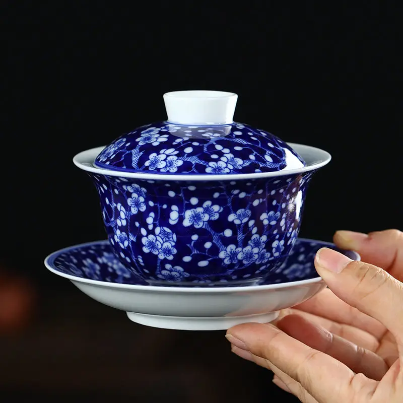 Underglaze Porcelain Tureen Blue and White Glaze Red San Cai Bei Eight Treasure Bowl Tea Brewing Set Cup with Lid Lidded