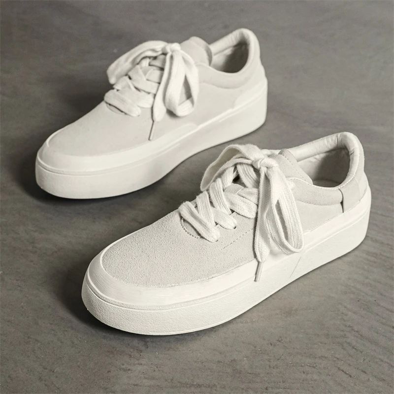 

2025Summer Breathable Comfortable Lightweight High-Quality Niche Low-Top Trendy Running Casual Sneakers for Men Black Gray39-44
