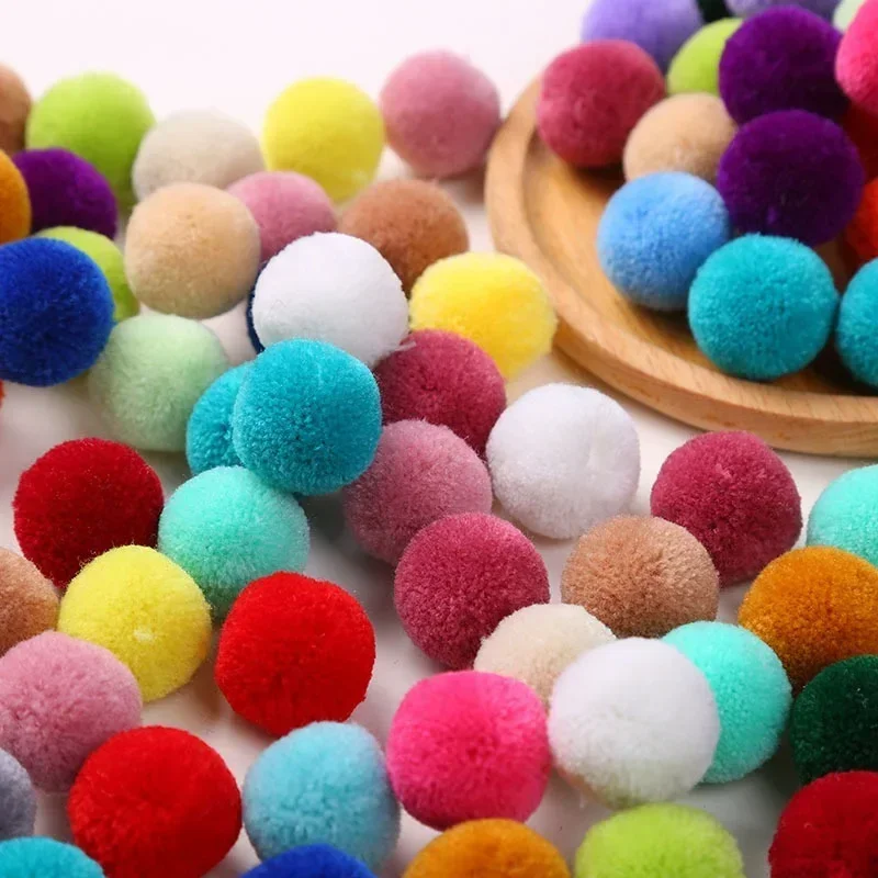 Pompones de 8/10/15/20/25/30MM pompones suaves pompones de peluche esponjosos manualidades DIY Pom Bola de pelo decoración navideña para el hogar suministros de costura