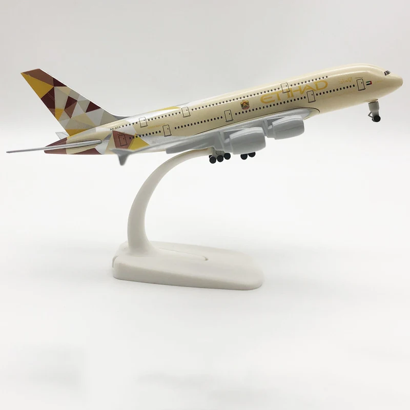 

20CM Airplanes Etihad Airways Airbus A380 Plane Model Toys Metal Aircraft Kids Gift Collection Display With Wheels