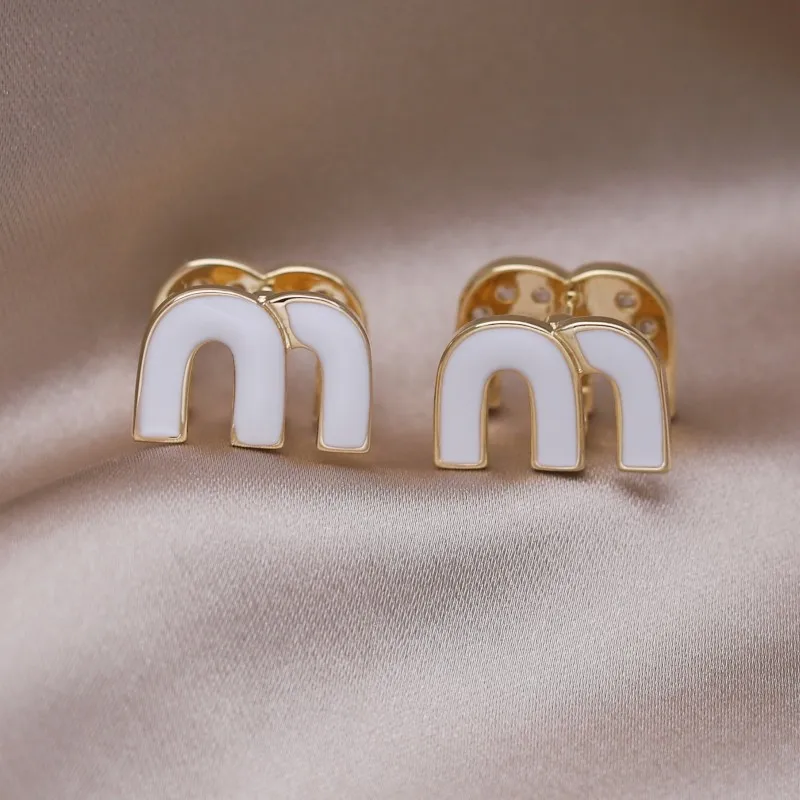 French New Design Fashion Jewelry Letter Double sided M Zircon Enamel Earrings Elegant Women\'s Daily Accessories