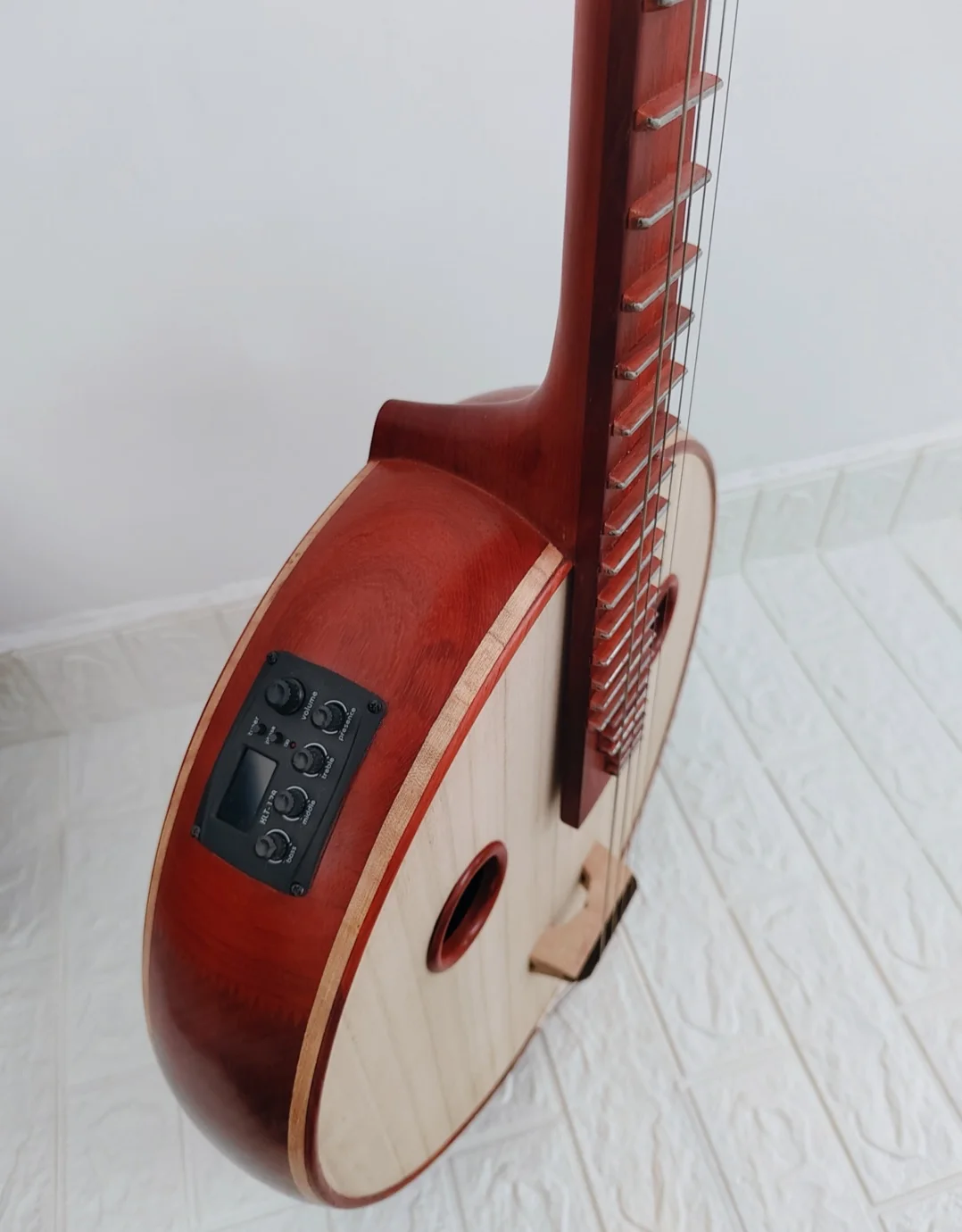 Electroacoustic Ruan Zhongruan medium ruan Red rosewood Side sound hole Straight head Chinese string instruments