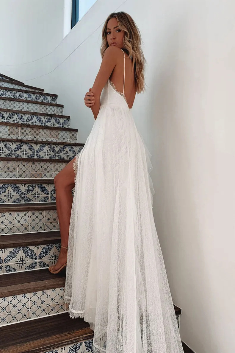 Weißes Netz-Spitzenkleid mit V-Ausschnitt und Rückenfreiem Design, Elegantes und Sexy Kleid für Geburtstagsfeiern, Hochzeiten und Abendessen. – Detail 7