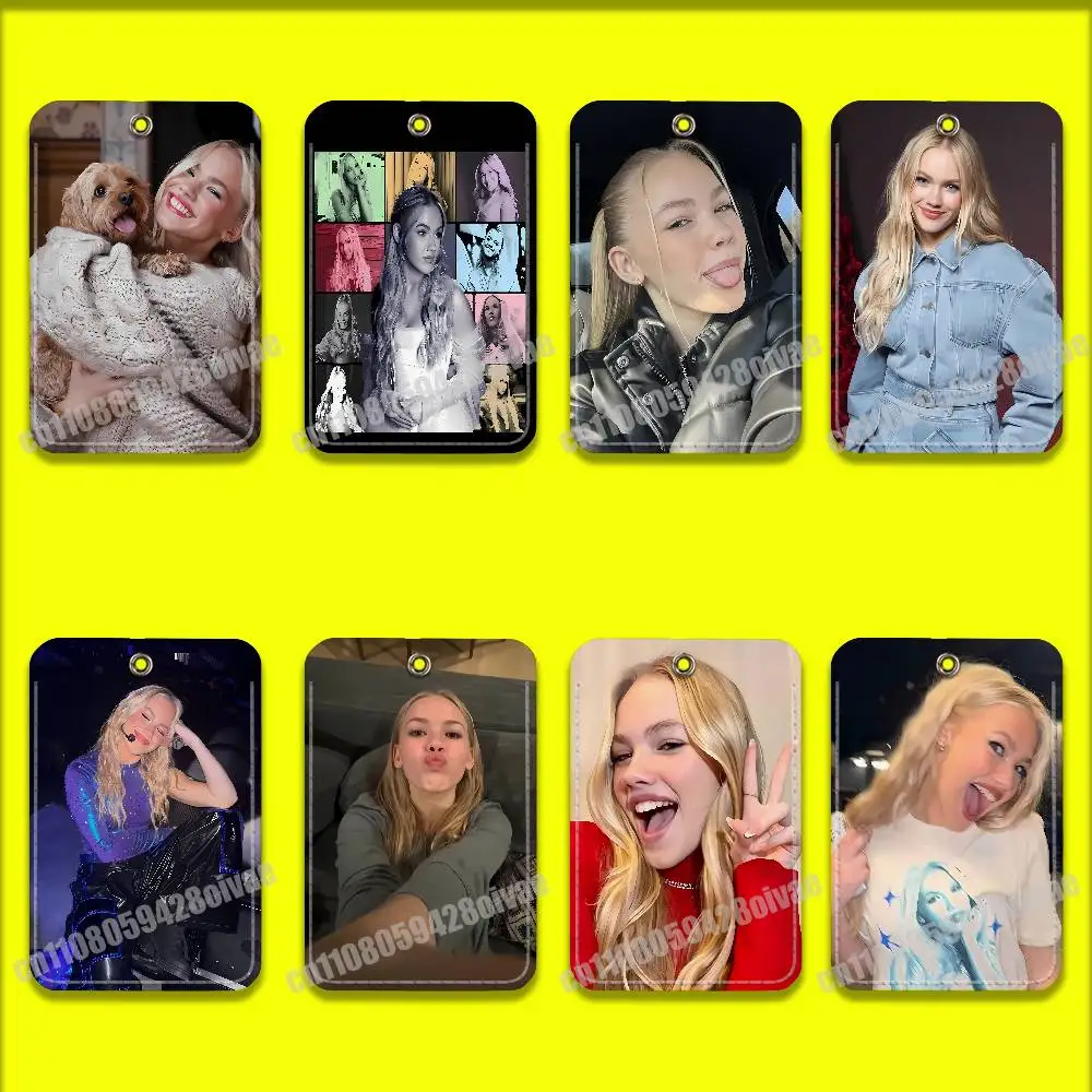 

Singer F-Freya Skye For ID Clips Credit Bank Bag Bus Meal Card Holder Cover Pocket Ornament Keychain