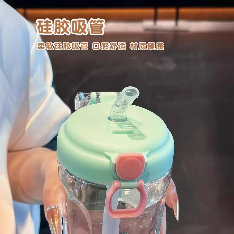 550Ml Snoopy Cangkir Air Mode Kapasitas Besar Cangkir Jerami Plastik Portabel Botol Air Olahraga Luar Ruangan Botol Minuman Anti Bocor