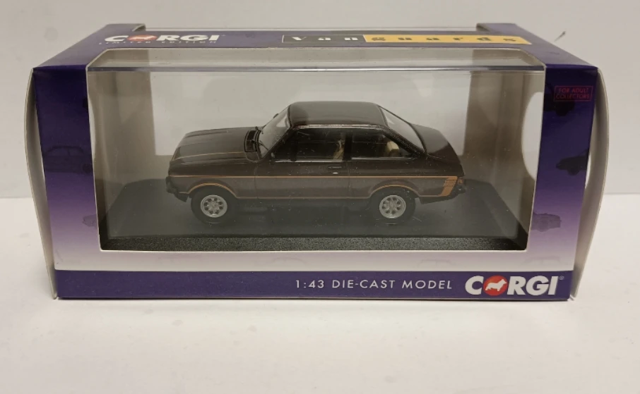 Corgi Paparazzi 1 43 Ford Focus Coupe Modelo Ford Escort MKII 1979