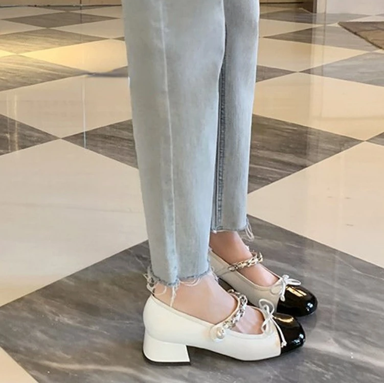 Square Head Low Chunky Heels Metal Costume Bow Flats Shiny Elegant Designer Shoes Women\'s Fashion Temperament Slippery Loafers