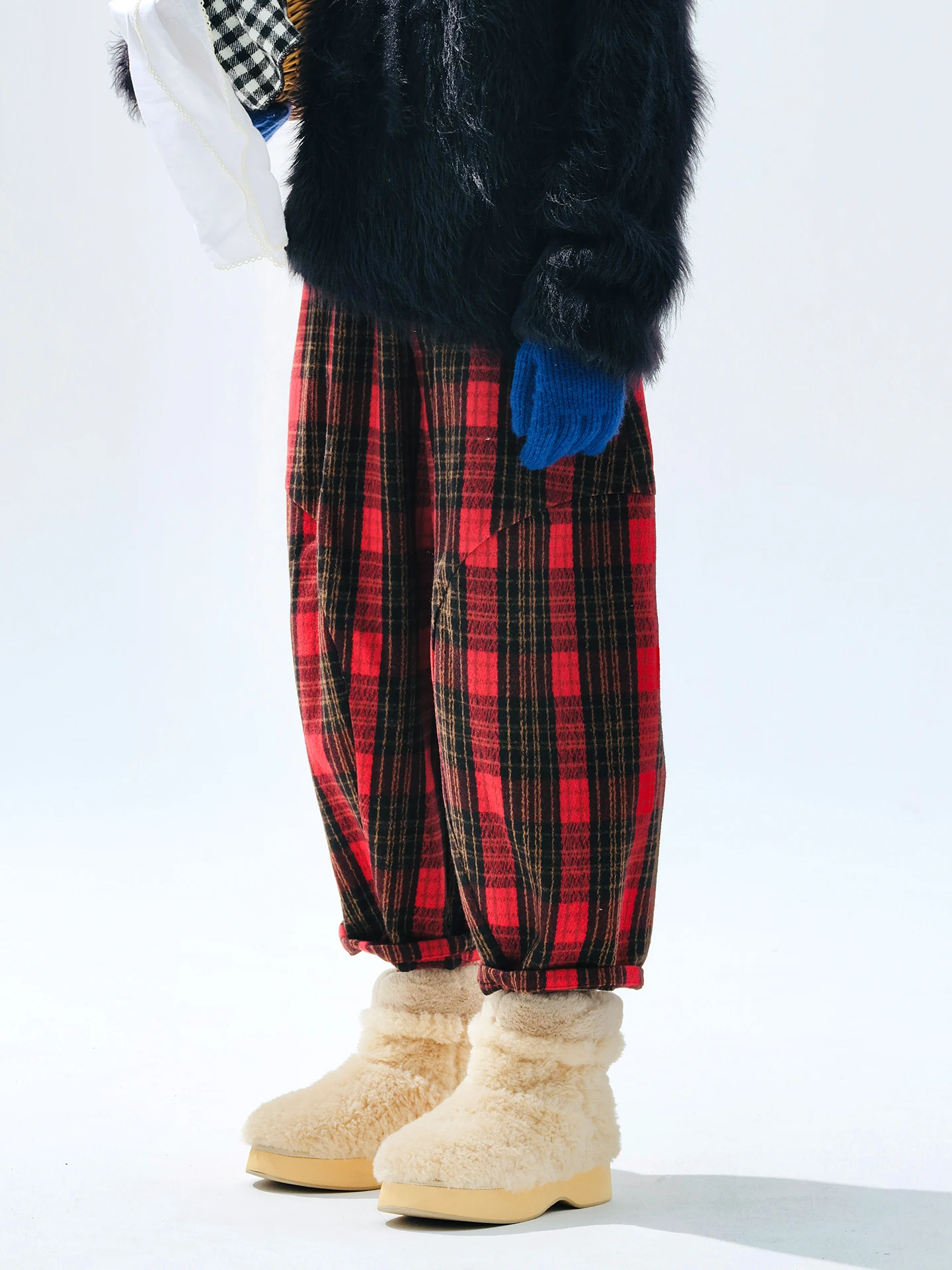 imakokoni 2025 بنطال جزر منقوش باللون الأحمر الأصلي للشتاء - مزيج سميك ودافئ على الطراز الياباني بنطلون نسائي 255276