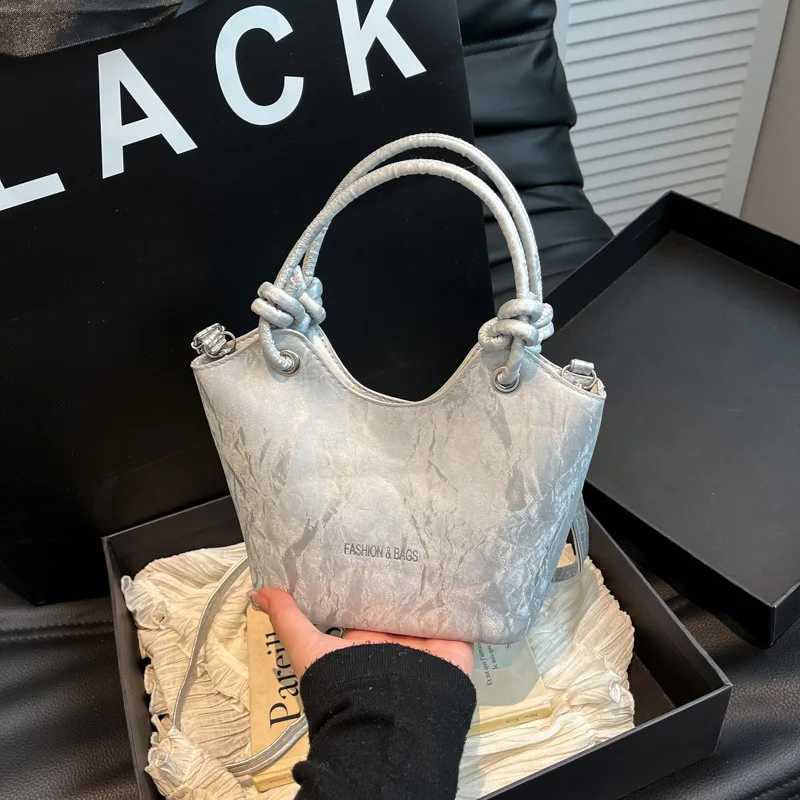 

2025 New Fashion Bucket Bag for Women Premium Tote Work Commuter Bag Simple Stylish Crossbody Shoulder Purse