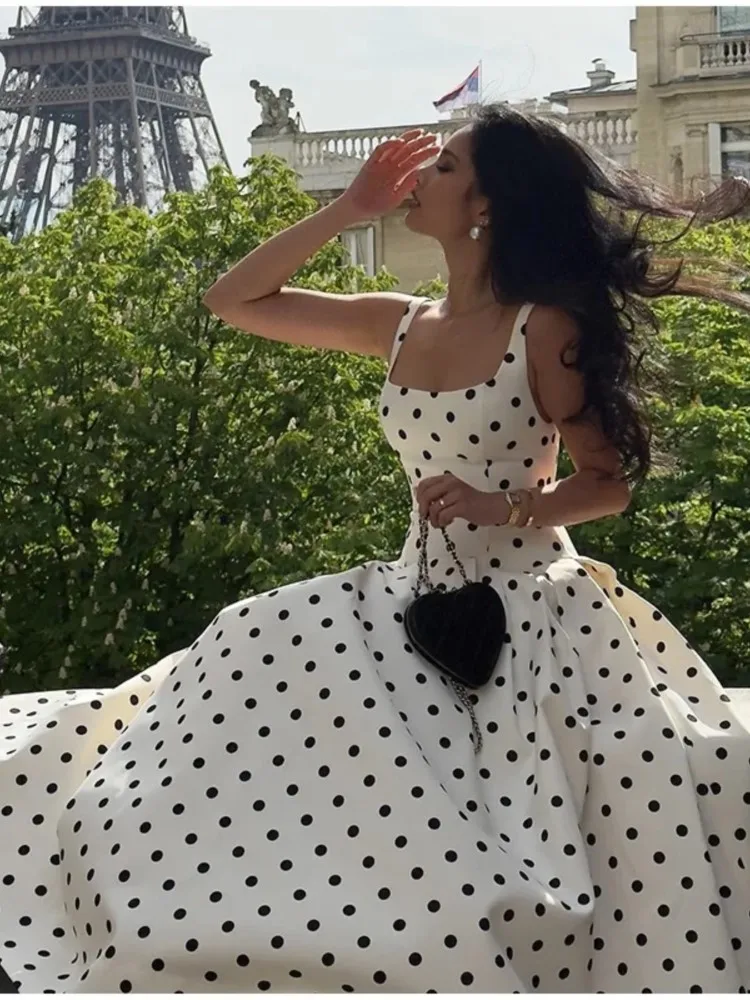 Nieuwe zomer elegante dames polka dot spaghetti boho maxi-jurk, vintage vloeiende lange jurk, chique vakantie strandfeest vestidos