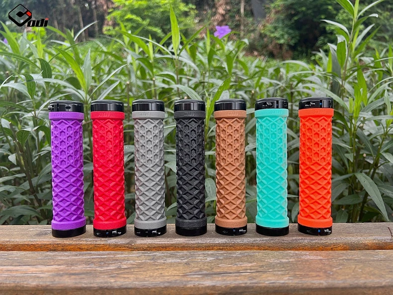ODI Van Lock-On Bike Grips Dual Lock Ring System mit Silikon für ultimative Anti-Rutsch- und Stoßdämpfung auf MTB/BMX/Faltrad – Detail 13
