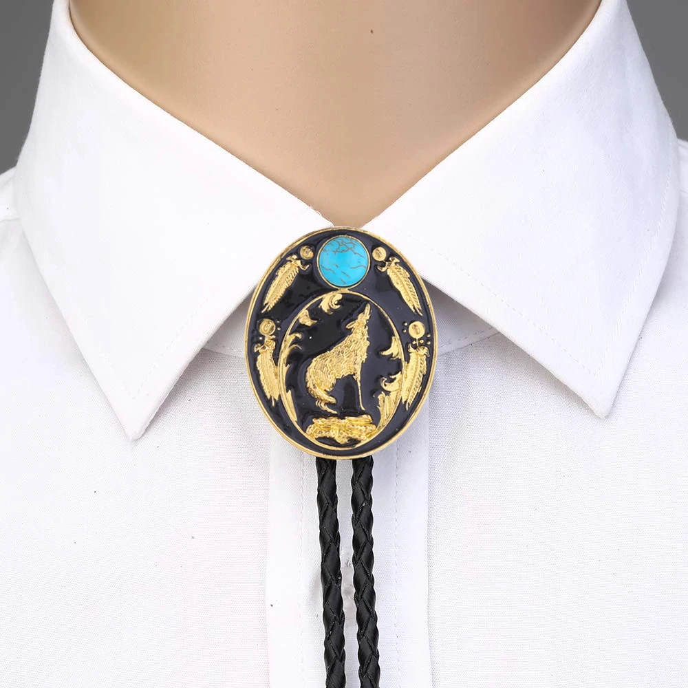 

Golden Western Wolf Bolo Tie