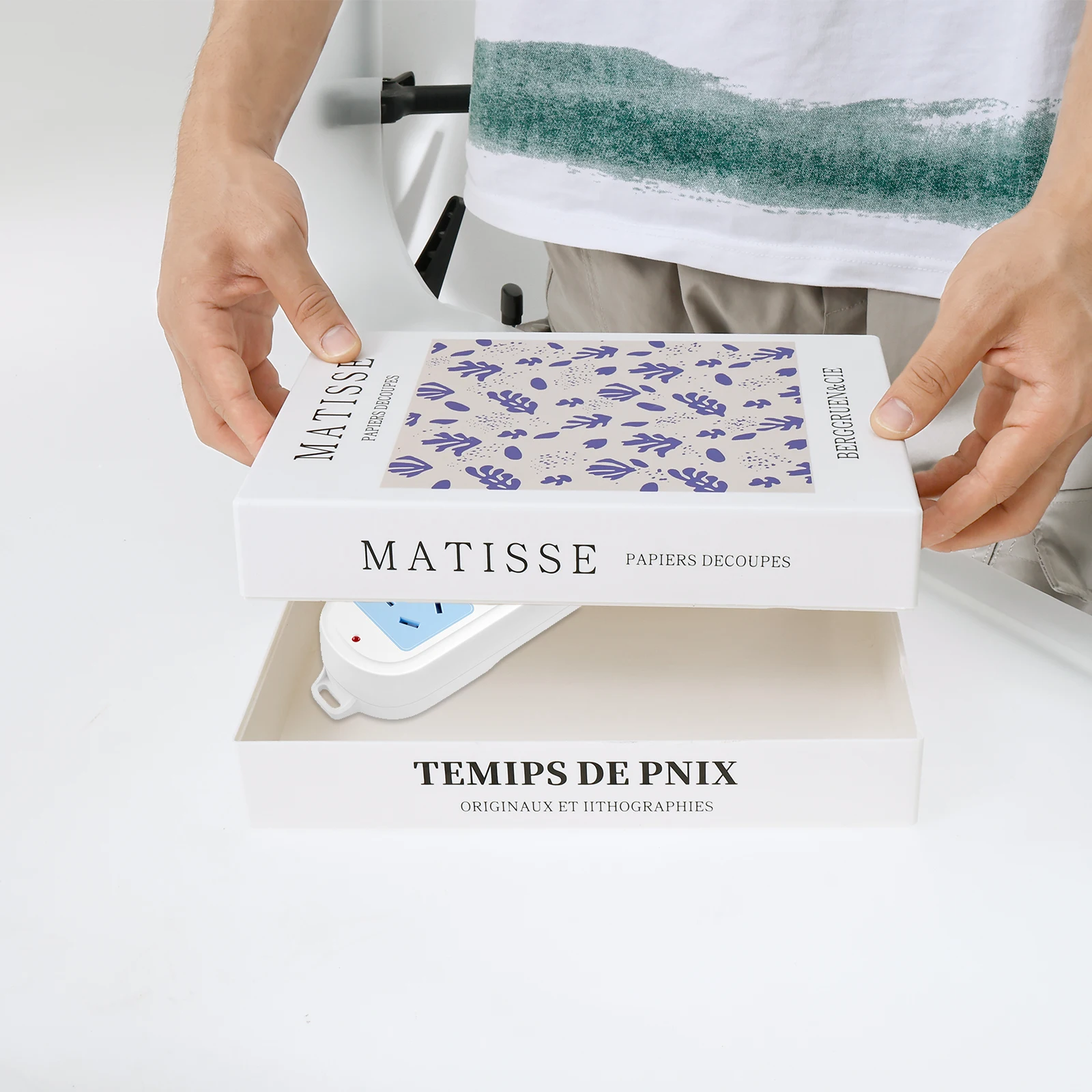 صندوق إدارة الكابلات منظم الحبل على شكل كتاب، شاحن طاولة بجانب السرير، صندوق تخزين مكتب الكمبيوتر