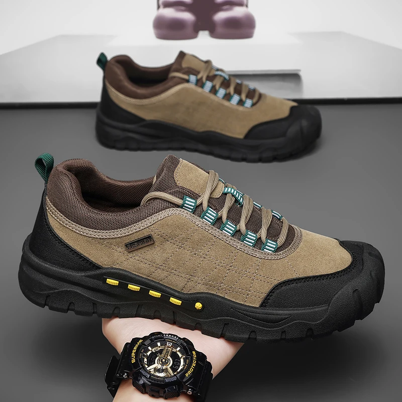 

Модные мужские кроссовки 2025 — классические лоферы, массивный каблук, комфорт в облаке, легкий, городская и уличная одежда