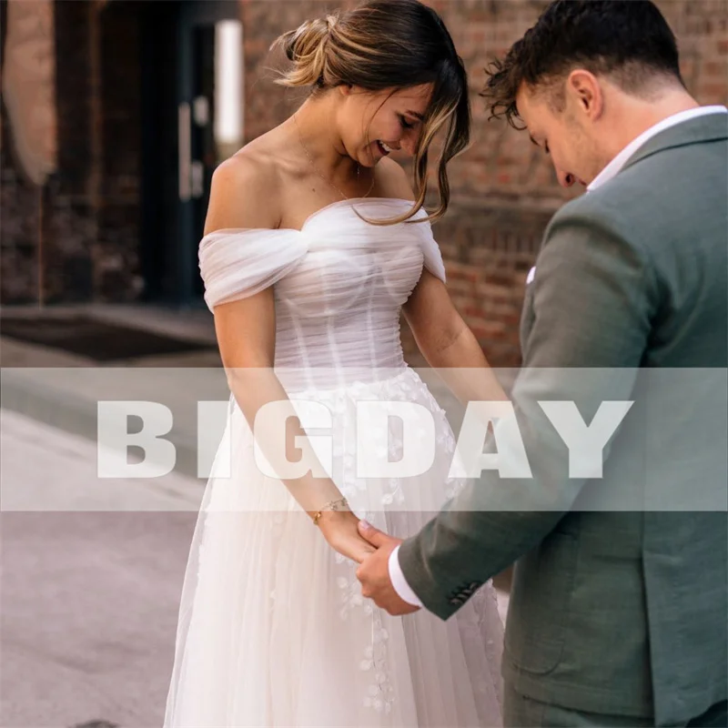 Robe de Mariée Trapèze Élégante en Dentelle Plissée pour Femme, Dos Ouvert, en Tulle Fendu, avec Traîne