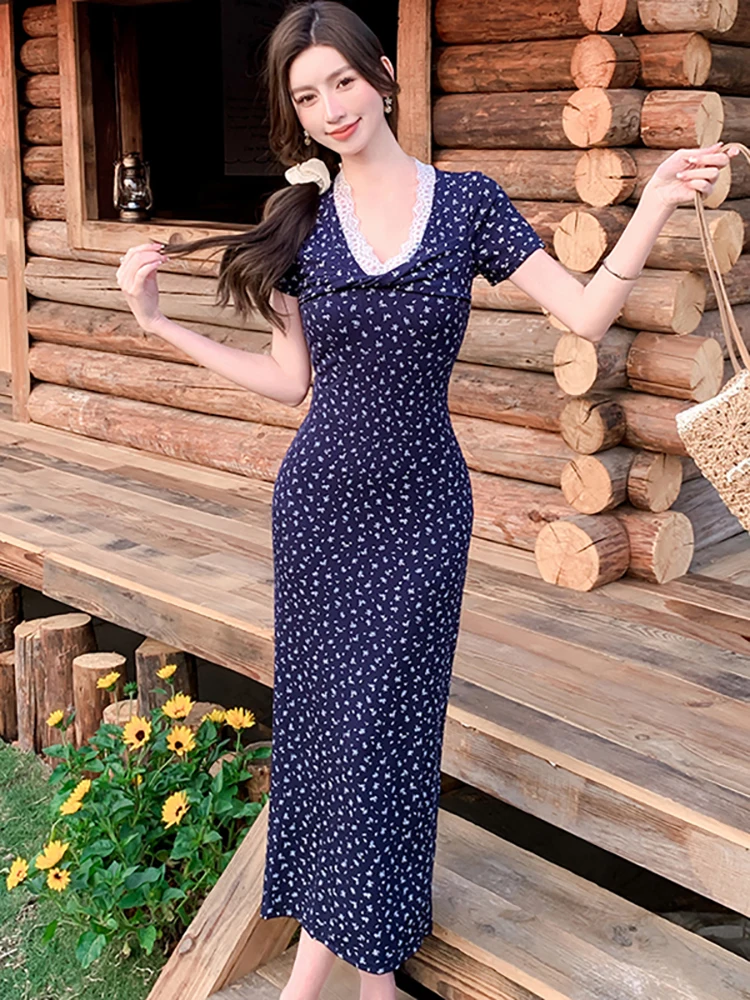 Robe longue en dentelle plissée, motif Floral, Chic, col en v, élégante, décontractée, vacances, été, coréenne, moulante, Festival, 2025