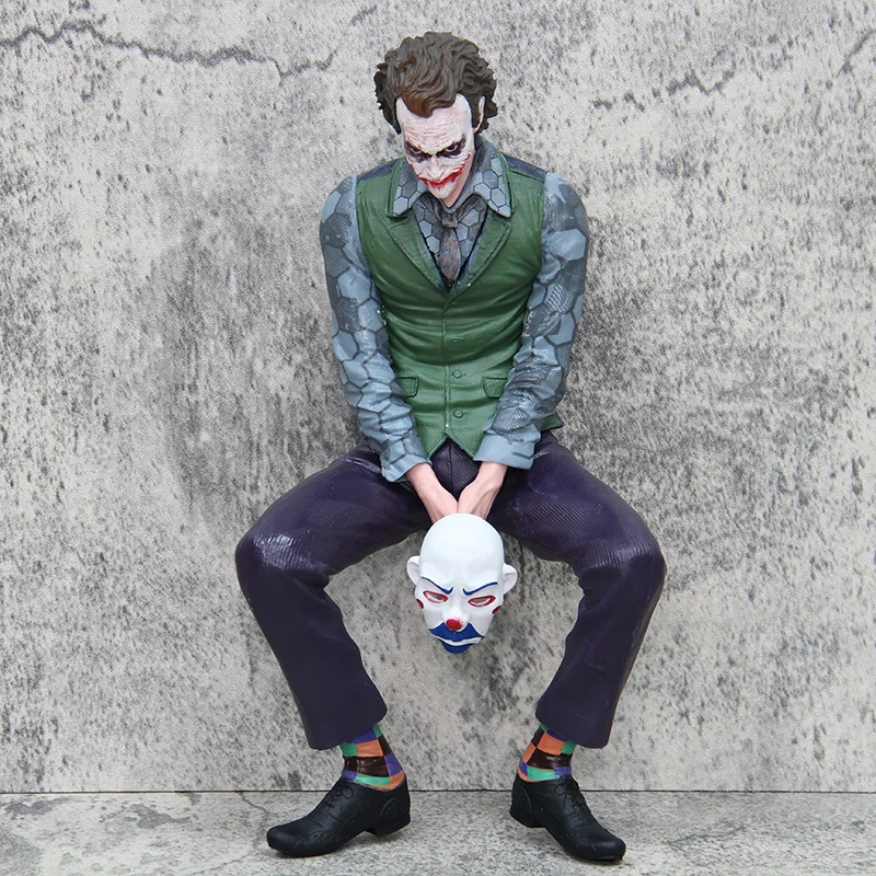 New 24cm Detective Comics Joker Mafex Suicide Squad Joker Harleen Quinzel Supervillain Figure Desktop Decoration Gifts Toys Kids