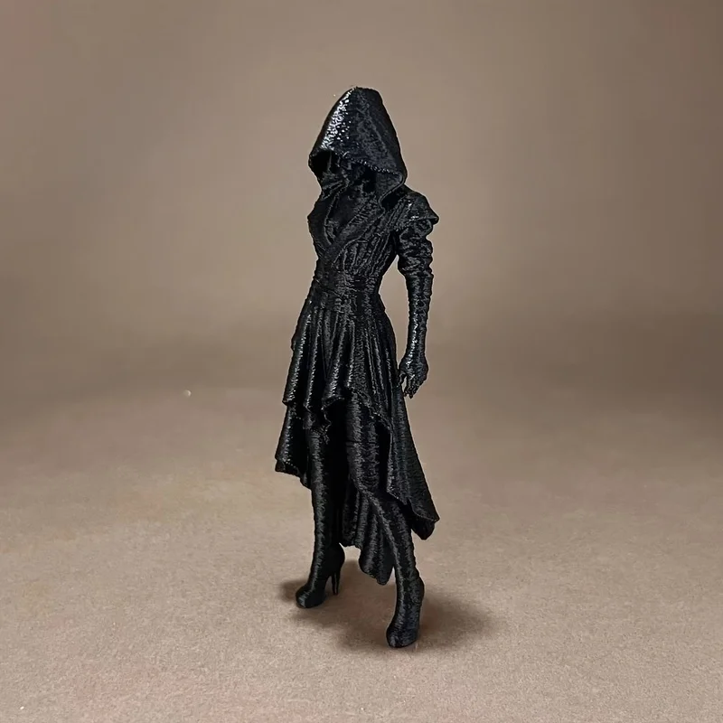 1Pc 3D Printed Dark Cape Female Character Figurine, Game Collectible Statue Ornament, Indoor Outdoor Home Bookshelf Decor, Holid