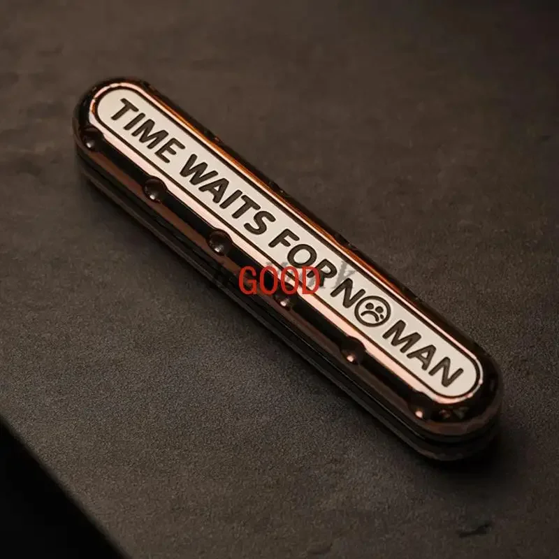 Metal Toys-Dz. Top …