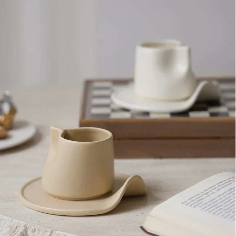 

Nordic Ceramic Coffee Cup and Saucer Set Home Handmade Breakfast Cup Creative Tea Cup Drinking Supplies Living Room Decoration