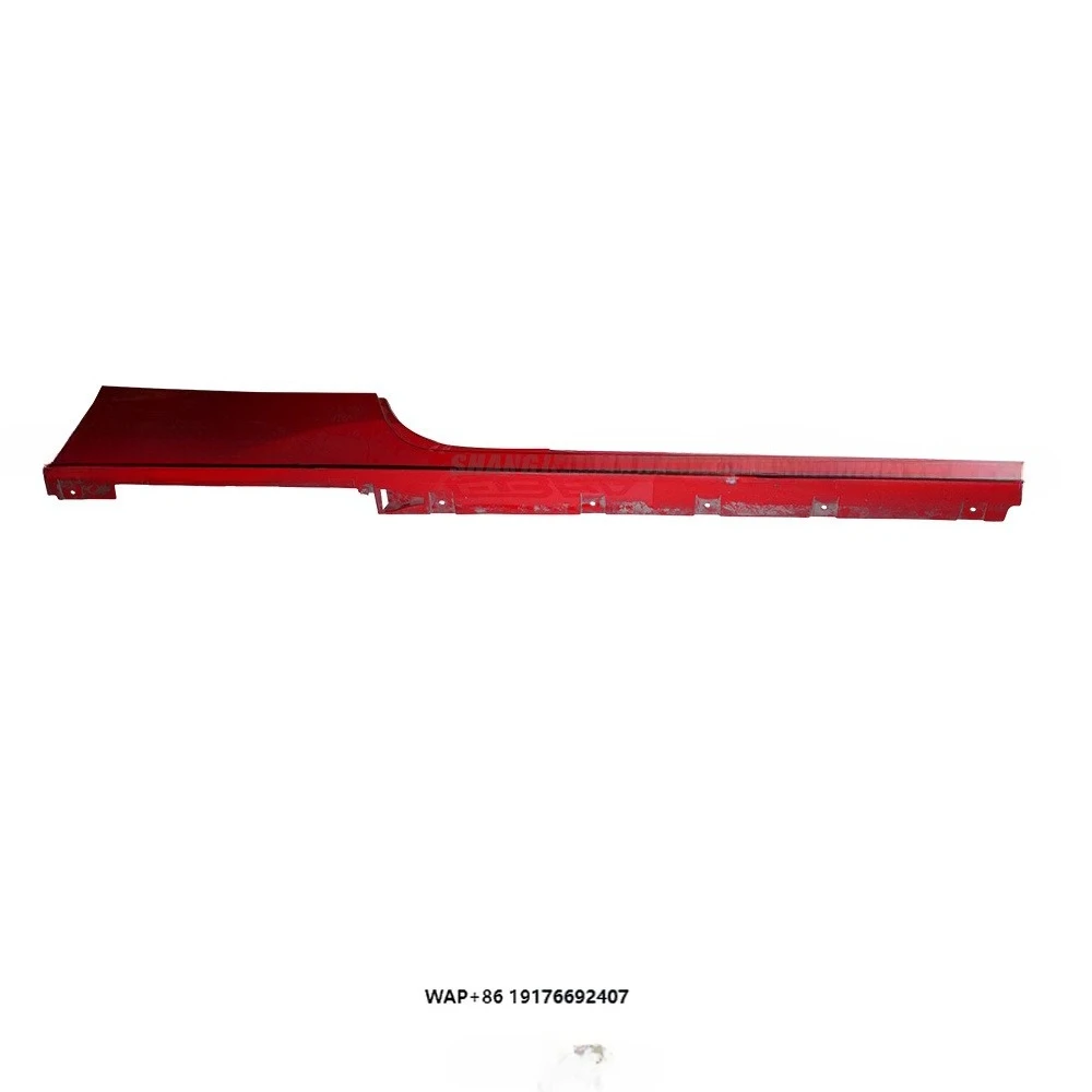 Exterior Trim OE 81361900 83243210 Aerodynamic Replacement Plastic Material Red Side Skirt For 458 Italia