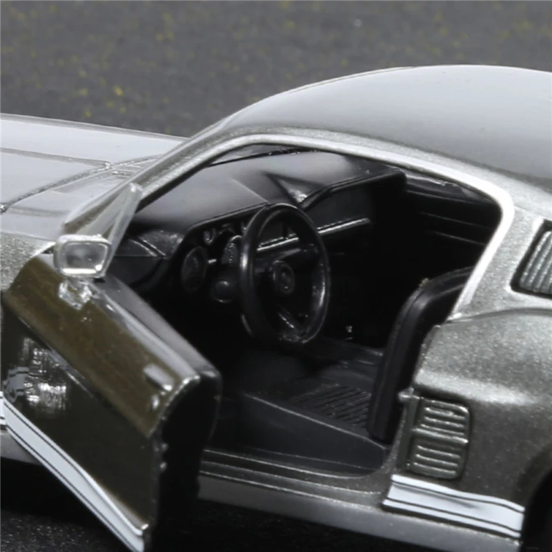 Maisto 1:24 1967 Ford Mustang Gt Legering Sportwagen Model Diecast Metalen Klassieke Raceauto Voertuigen Model Simulatie Kinderen Speelgoed Cadeau