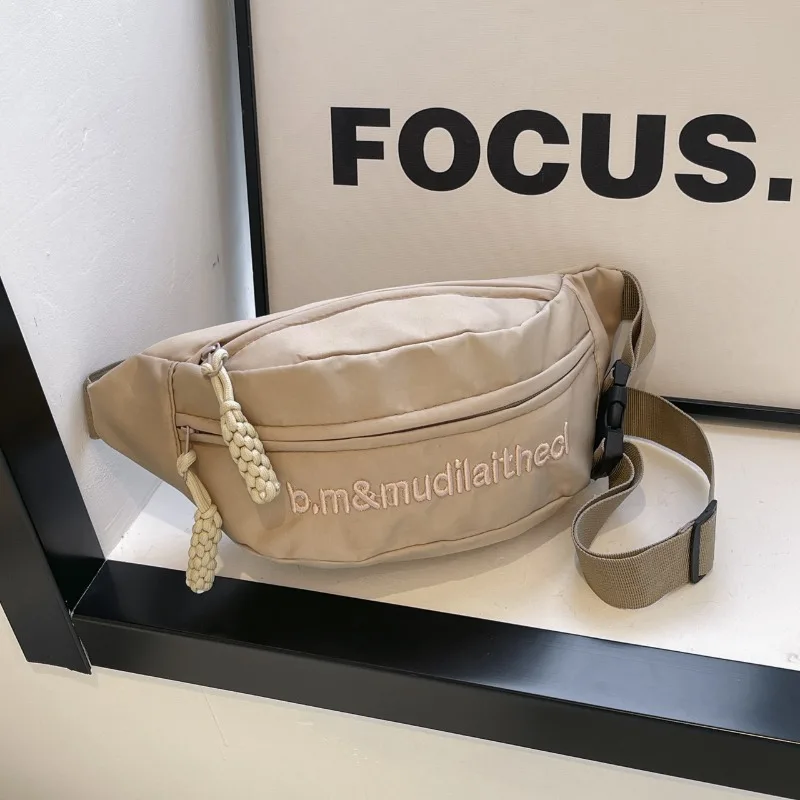 

Women’s New Lightweight Waist Bag Large Capacity Zipper Multiple Compartments Cross Body Bag Stylish Practical for Daily Use