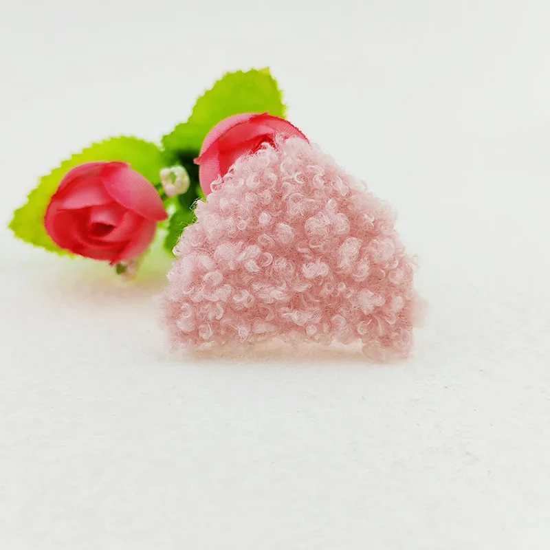 40 Stück, 4 x 3 cm, flauschige Filz-Katzenohren-Applikationen zum Aufnähen für Babykleidung, Mützen, zum Nähen, für DIY-Kopfbedeckungen, Haarspangen, Schleifen und als Accessoires. – Detail 4