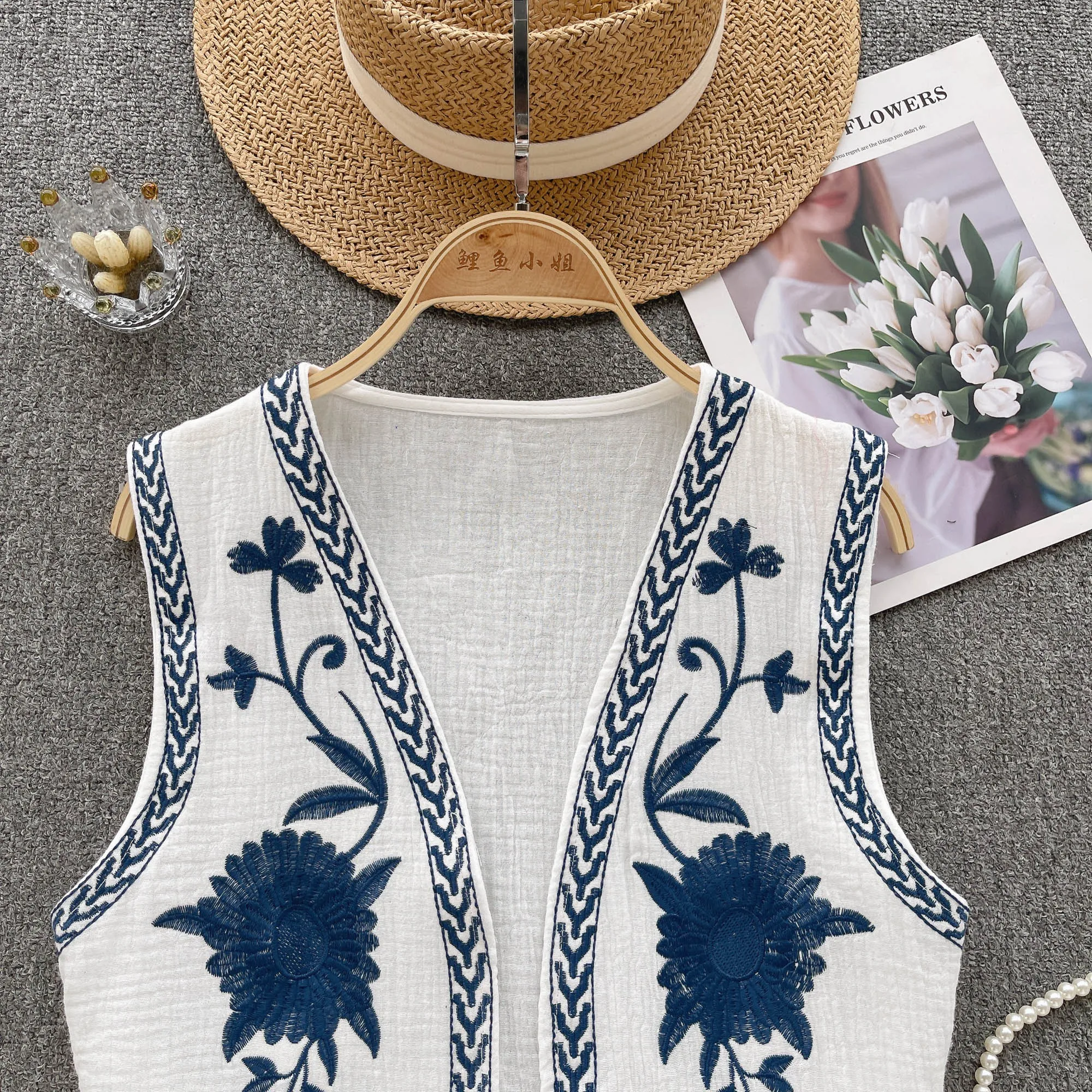 Vintage Floral Embroidery Cardigan Vest Women 2023 Summer New