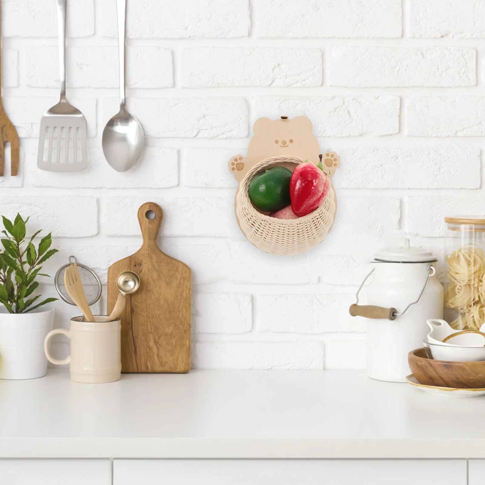 

Handwoven Wall Mounted Small Hanging Basket Kitchen Storage for Fruits Vegetables Boho Decorative Organizer Hanging Basket