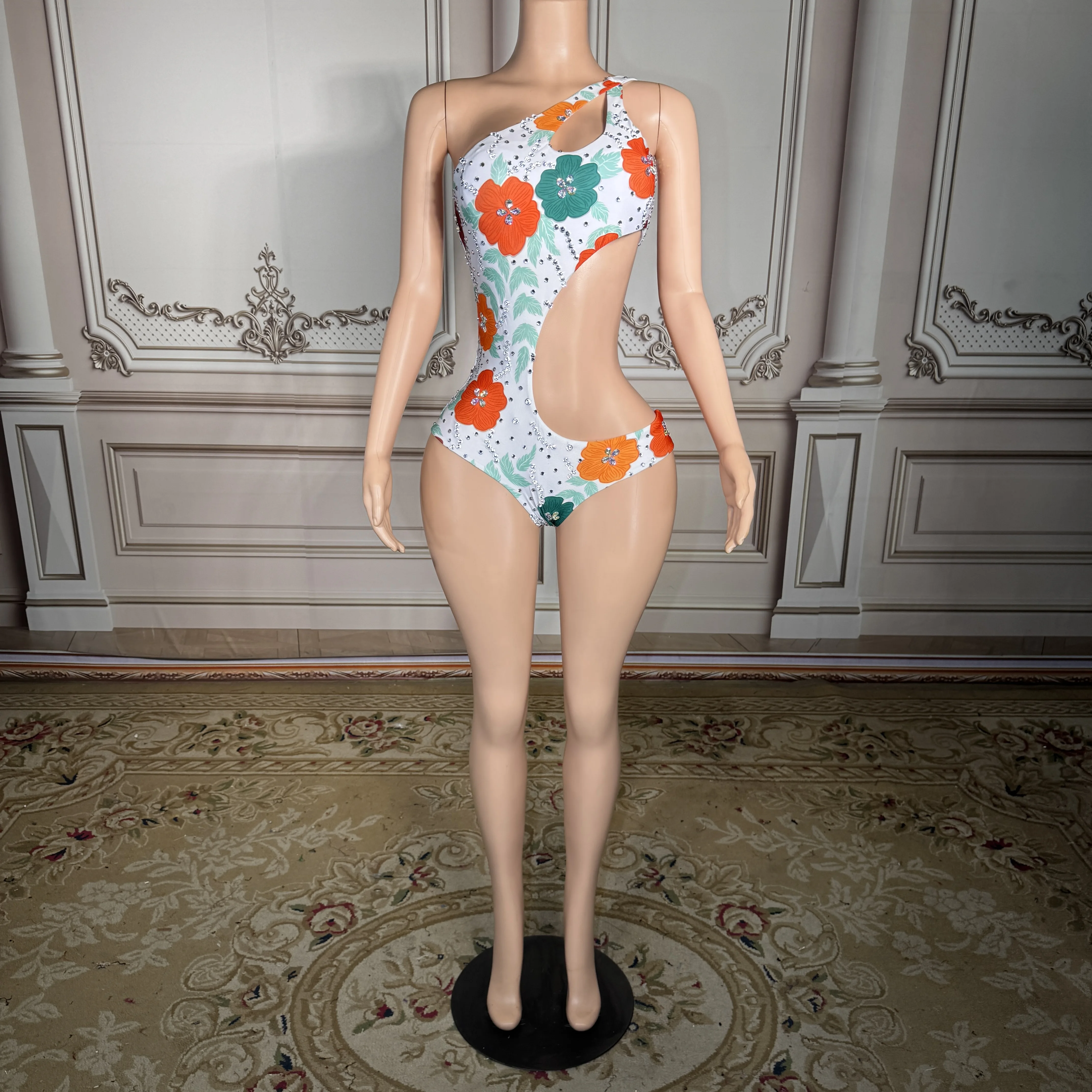 

ZD Elegant White Floral One Shoulder Bodysuit Women Sexy Cutout Summer Beachwear Vacation Pool Party Outfit