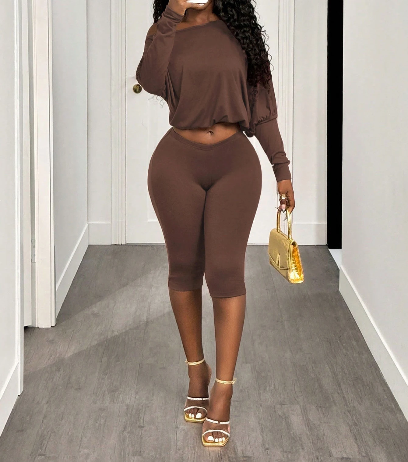 Joskaa Women Sporty 2 Piece Set Casual Solid Off Shoulder Batwing Long Sleeve Crop Top+Capri Pants Matching Streetwear Tracksuit view 5