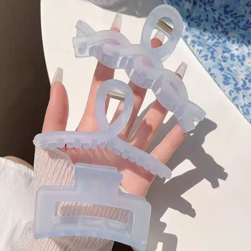 

Pink ins wind height J feel matte grab clip summer simple back head plate hairpin hair volume large shark clip