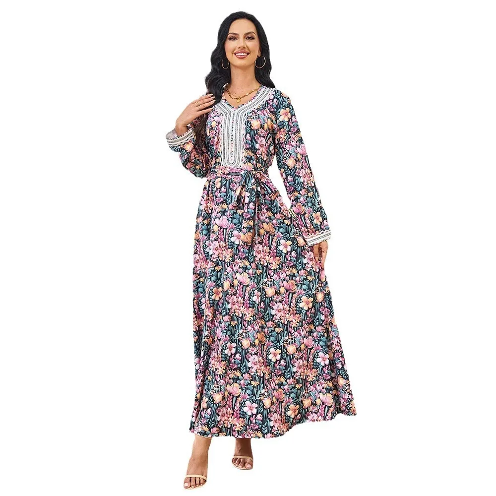 2024 Summer New Muslim Women's Fashion Printed Diamond studded Clothing Robe Big Swing Long Sleeve Dress