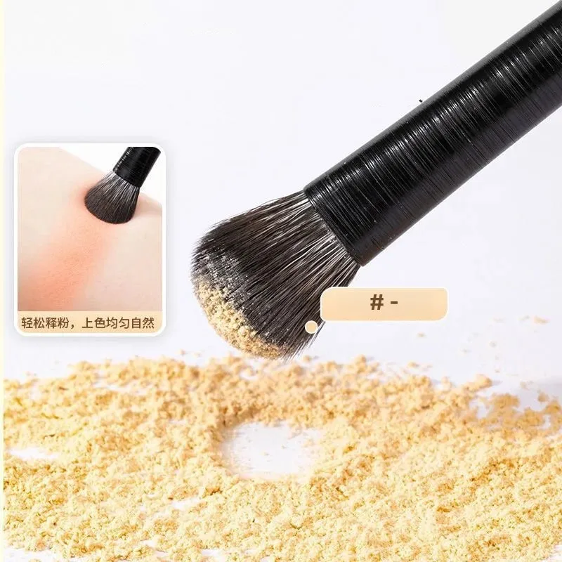 6-teiliger Lidschattenpinsel und 6-teiliger Fingerschwamm, Augen-Make-up, verschmiert, liegend, Seidenraupe, Eyeliner-Klinge, Augendetail, kleiner Make-up-Pinsel