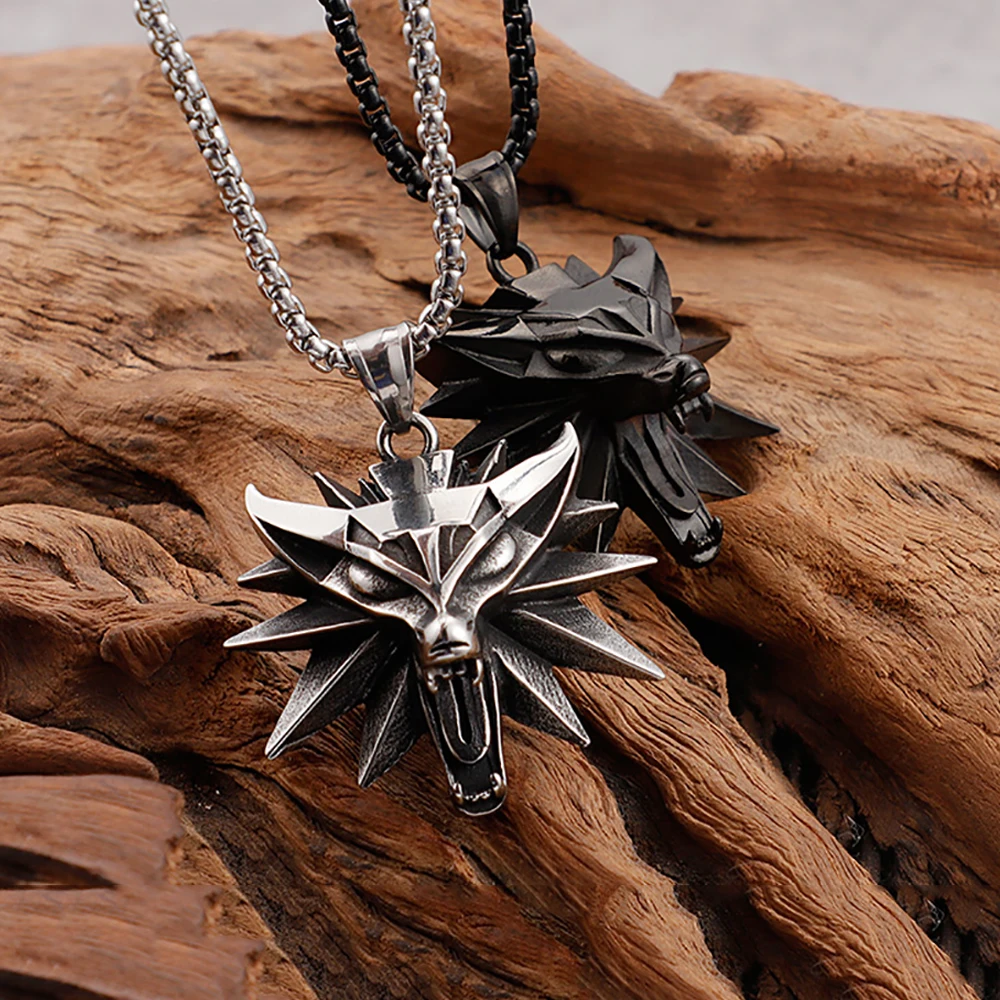 Vintage Stainless Steel Wolf Head Pendant Necklace For Men Fashion Geralt of Rivia Slavic Viking Necklaces Animal Amulet Jewelry