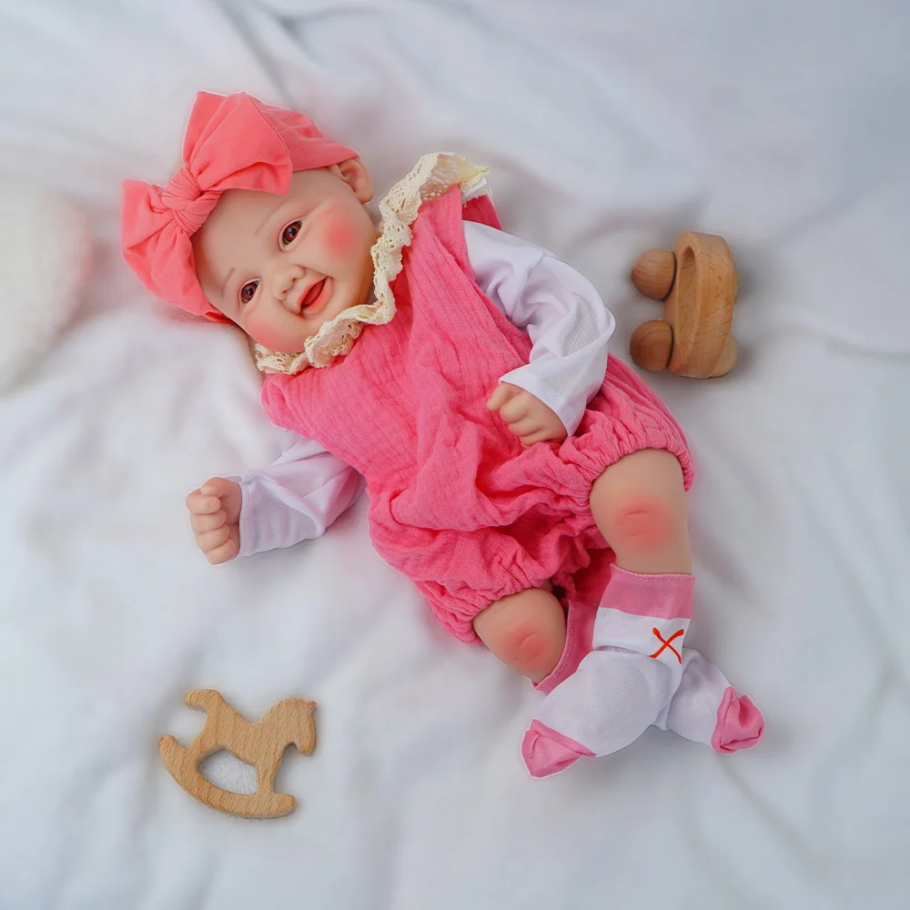 17,3-inch 2,4 kg zachte siliconen herboren pop van medische kwaliteit met dynamische drievoudige koppeling van open ogen, glimlach en open mond