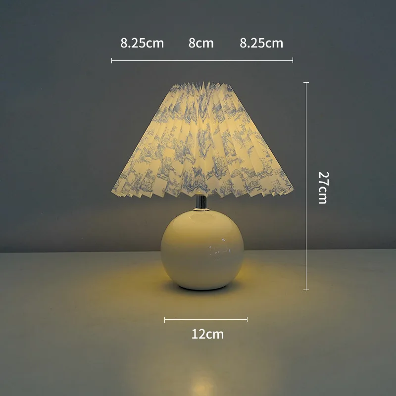 

Nordic retro ceramic table lamp pleated bedroom bedside lamp advanced sense imitation wood grain ins decorative atmosphere